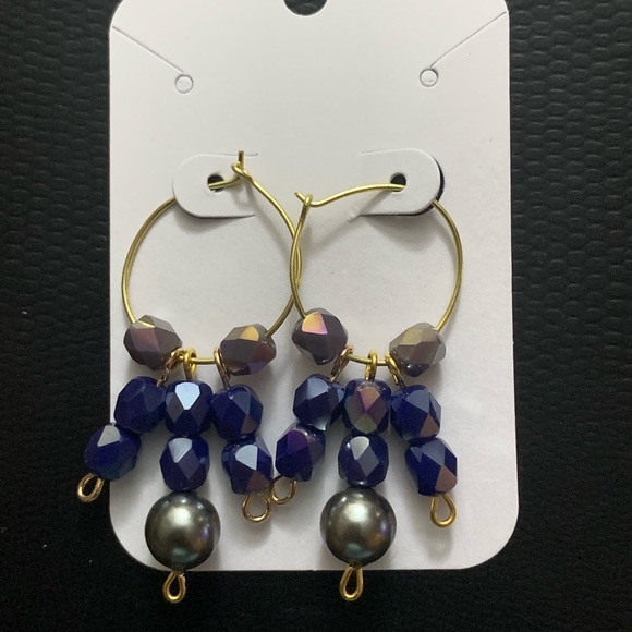 Handmade Fashion Drop Earrings - Picture 2 of 3